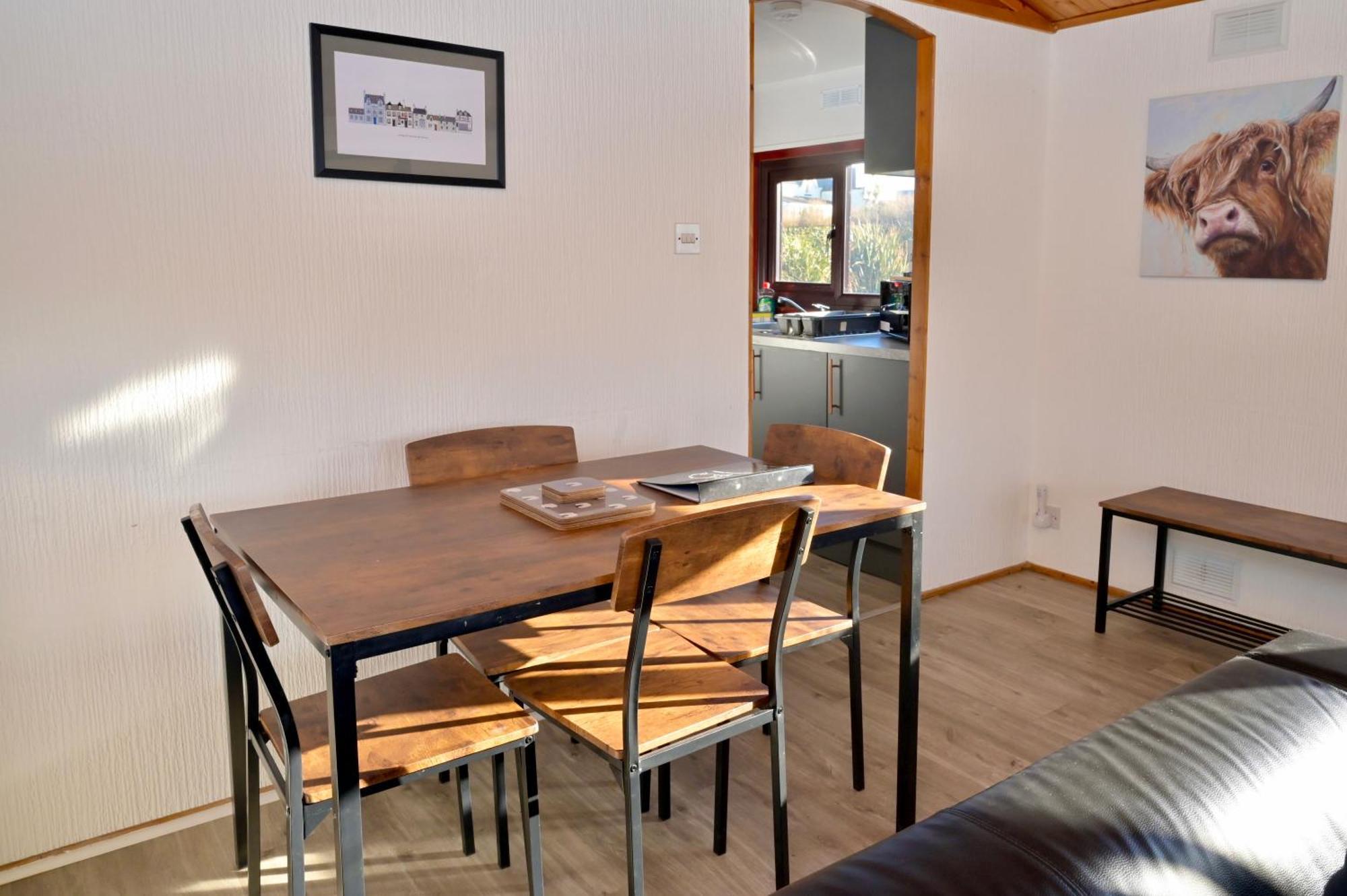 סטרנריר Lodge Cabin With Fabulous Views - Farm Holiday מראה חיצוני תמונה